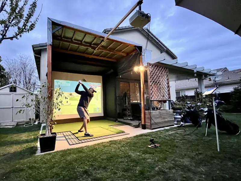 outdoor golf simulator