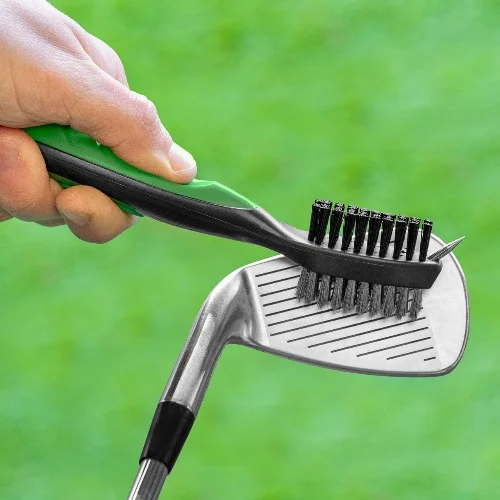 clean clubs before using your simulator